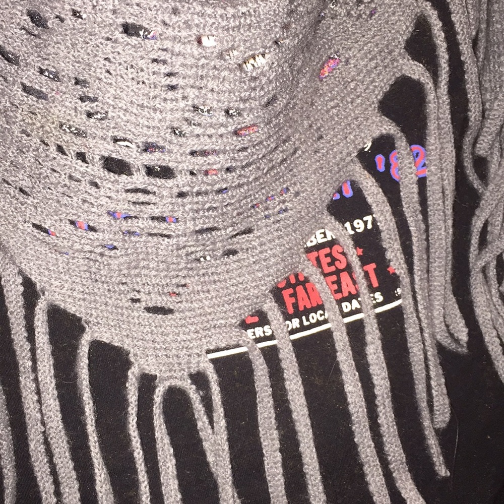 Infinity grey scarf - Picture 3 of 4